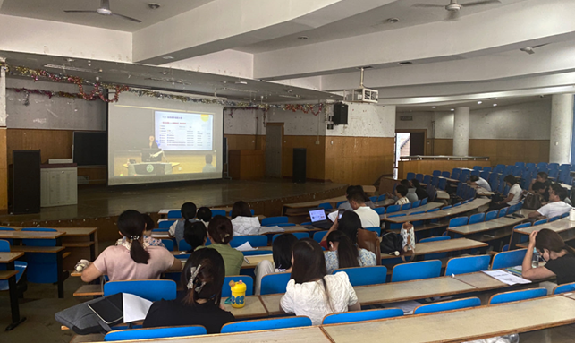 太阳官网教师参加沈阳师范大学组织的教师教学创新大赛培训