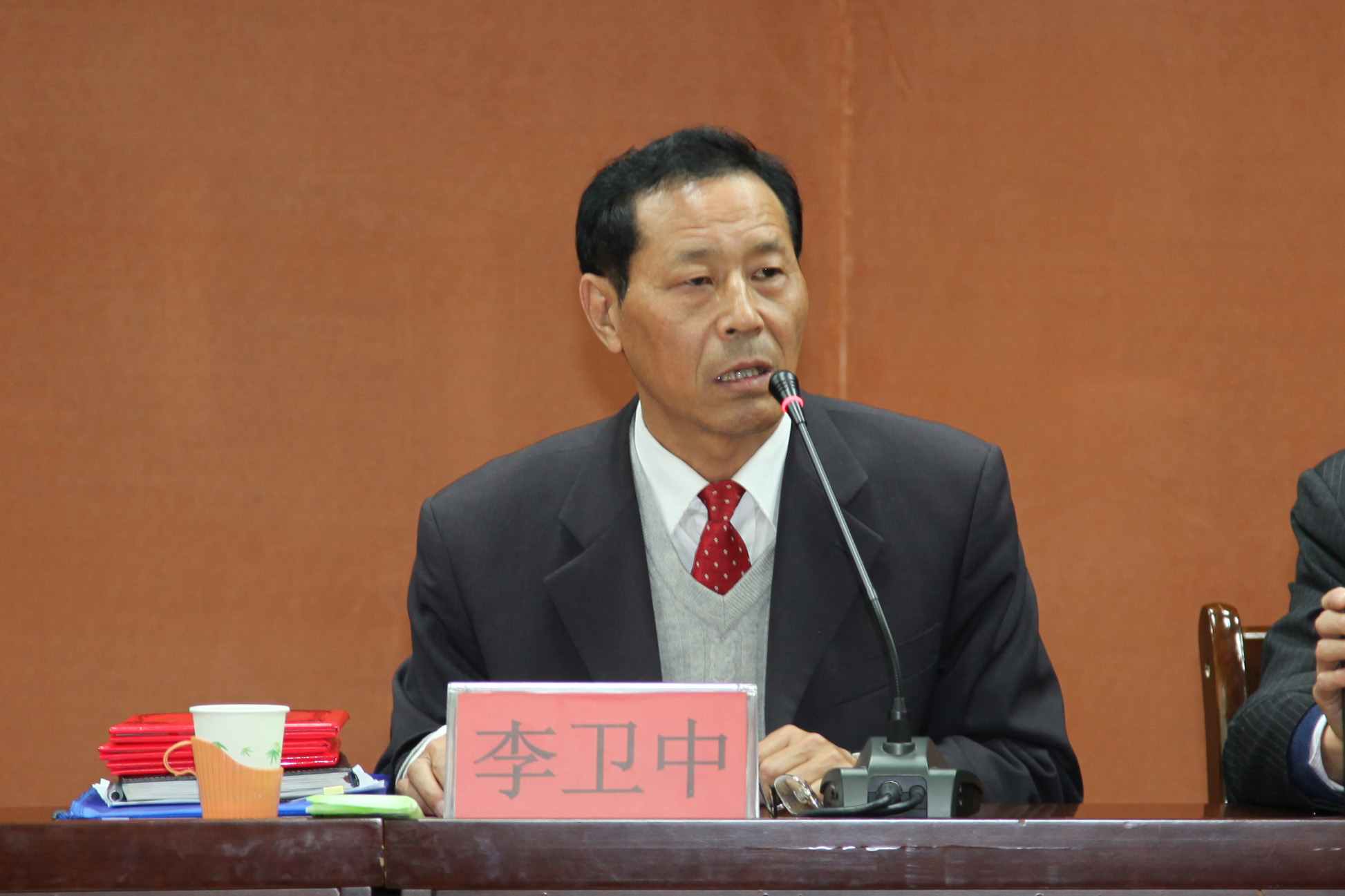 太阳官网第五次教学工作会议暨第二次科研工作会议圆满闭幕