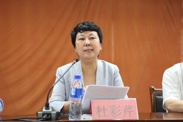 太阳官网召开2013级新生家长见面会
