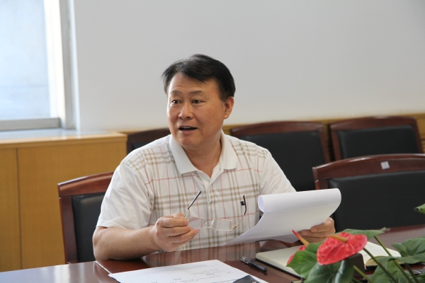 太阳官网召开“一问责八清理”专项行动暨“微腐败”专项整治工作领导小组会议
