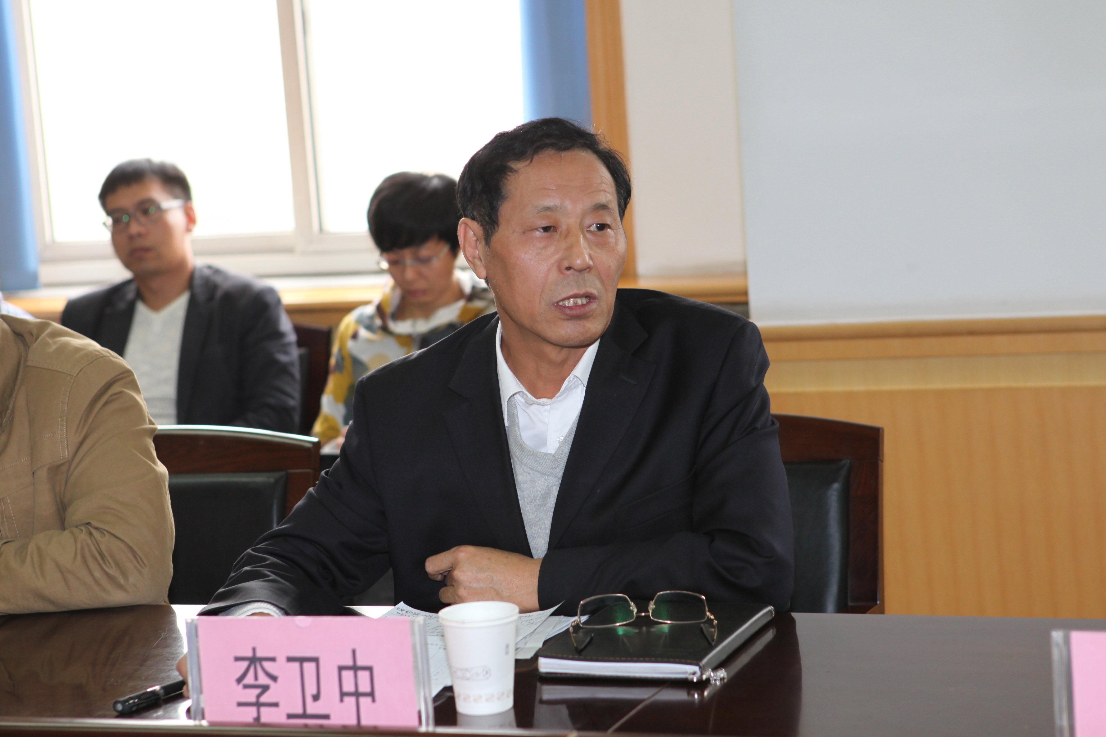 太阳官网召开2014年科级干部培训班开班典礼