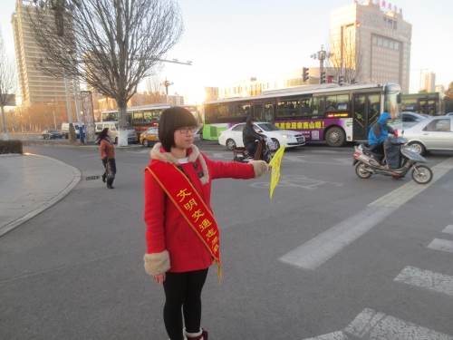 太阳官网圆满完成“共产党员文明交通志愿服务行动”